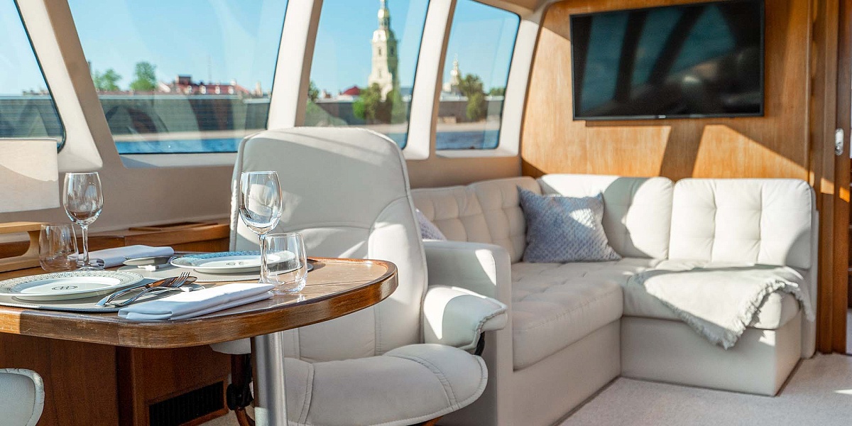 Аренда luxury tender Chudo Lodka в Санкт-Петербурге